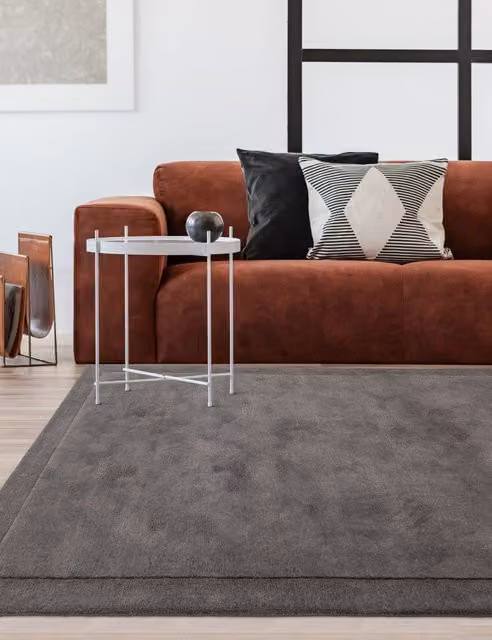 Asiatic Rise Modern Grey Wool Rectangular Rug with High-Low Effect