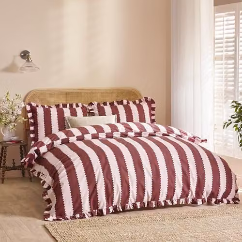Furn Wylder Birdie Stripe Reversible Ruffle Edge Cotton Rich Pillowcase Pair in Red, W/D/H: 50 x 75 x 50 cm – 4