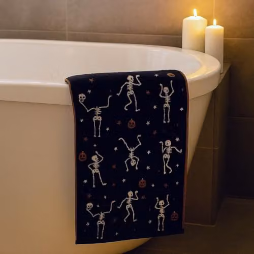 Odyssey Collection Pack of 2 Halloween Hand Towels, Skeletons, Black, W: 50 cm x H: 80 cm – 6