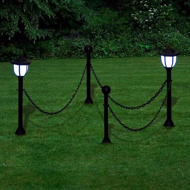 Berkfield Home Chain Fence with Two Solar LED Sphere Lamps and Two Poles in Grey – 1