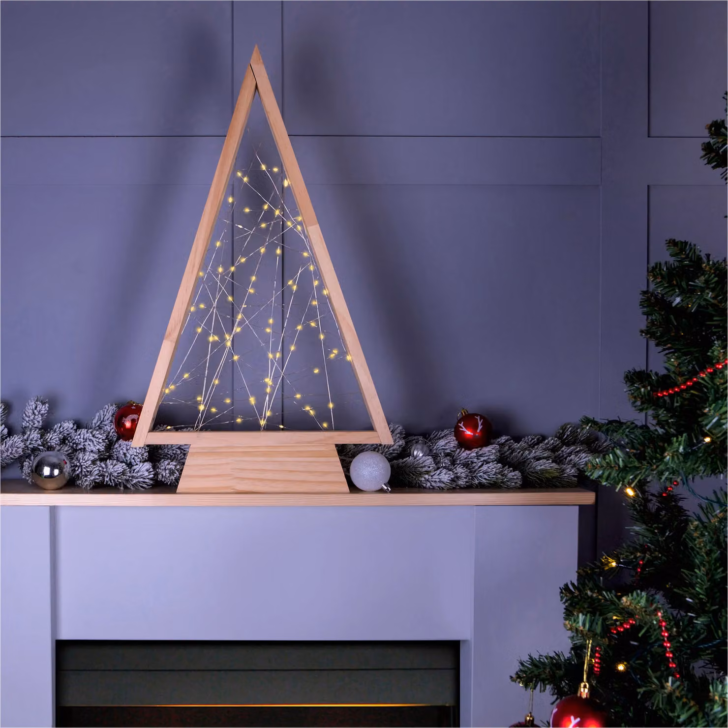 Netagon Wooden Tabletop Christmas Tree with 60 LEDs in Light Beige – 4