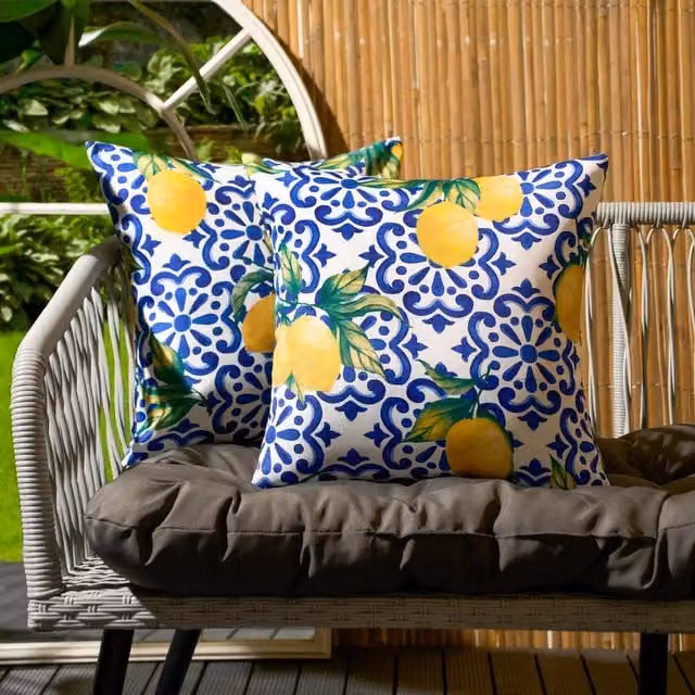 OHS Pack of 2 Blue and White Lemon Print Outdoor Water Repellent Square Cushions