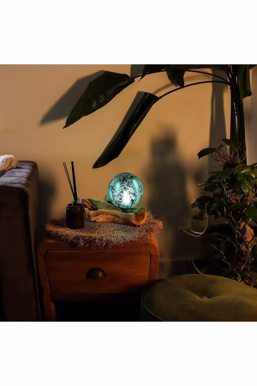 KDMD Emerald DriftGlow Tabletop Lamp with Green Crackle Glass Shade and Driftwood Base – 2