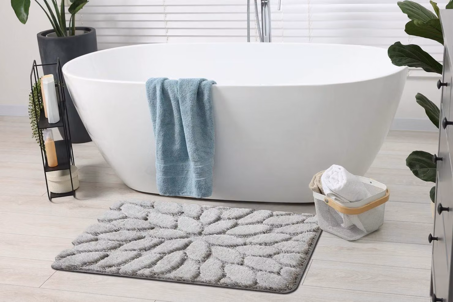 RugsX Grey Rectangular Bath Mat, W: 60 cm, D: 100 cm – 3