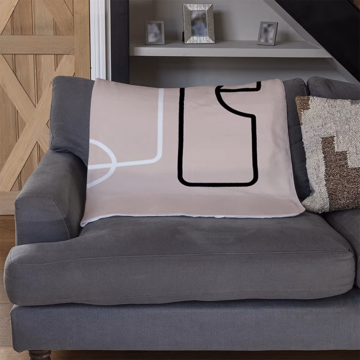 Benjamin Tate Design Line Art of Two Faces Fleece Blanket in Pink and Beige, W/D/H: 120 x 150 cm – 3