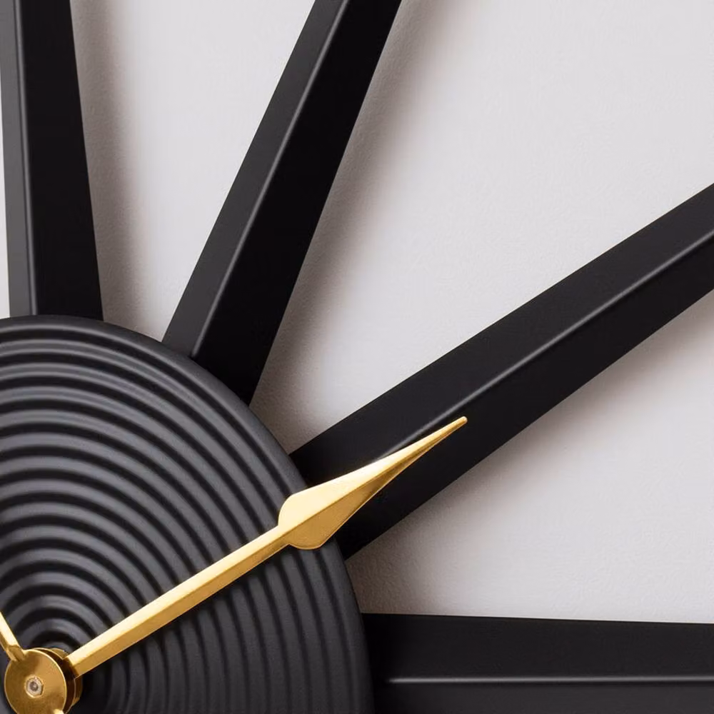Melody Maison Black and Gold Metal Geometric Round Wall Clock, W/D/H: 60 x 60 x 60 cm – 3