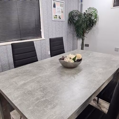 KOSY KOALA Modern 6 Seater Dining Table and 4 Black Faux Leather Chairs Set, Light Grey Rectangular Table, W/D/H: 117 x 77 x 75 cm – 6