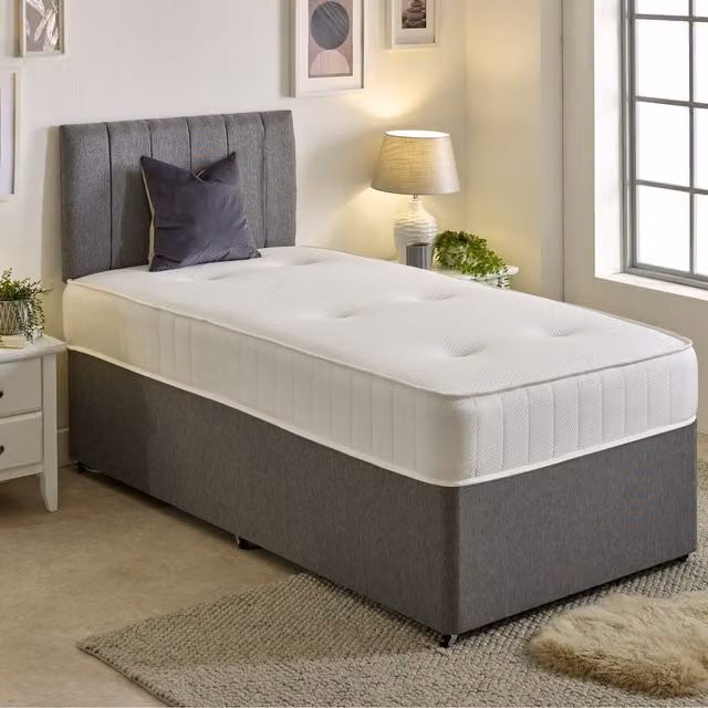 Starlight Beds Premium Tufted Open Coil Mattress in White, 22.86 cm Depth, Shorty
