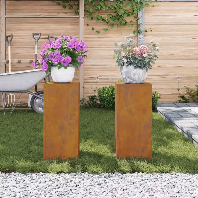 Berkfield Home Outdoor Plant Stand Pillar Set of 2 in Weathering Steel, Brown/Multicolour, W/D/H: 24 x 24 x 55 cm – 1