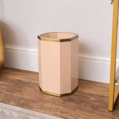 Melody Maison Hexagonal Wooden Waste Paper Bin in Pink and Gold, W/D/H: 20 x 20 x 30 cm