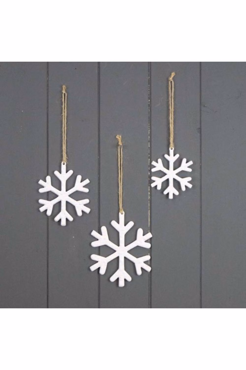 KDMD White Delicate Hanging Snowflake Textile Pendant – 2