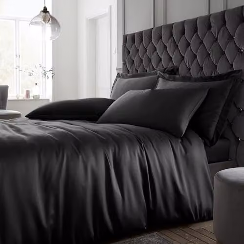 Catherine Lansfield Mako Satin Duvet Cover and Pillowcase Set in Black – 1