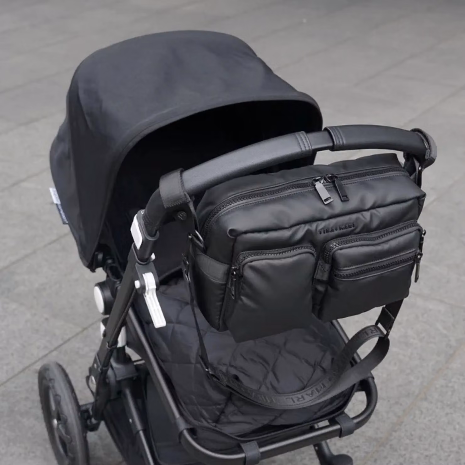Tiba + Marl Axel Buggy Organiser and Changing Bag in Matte Black – 3
