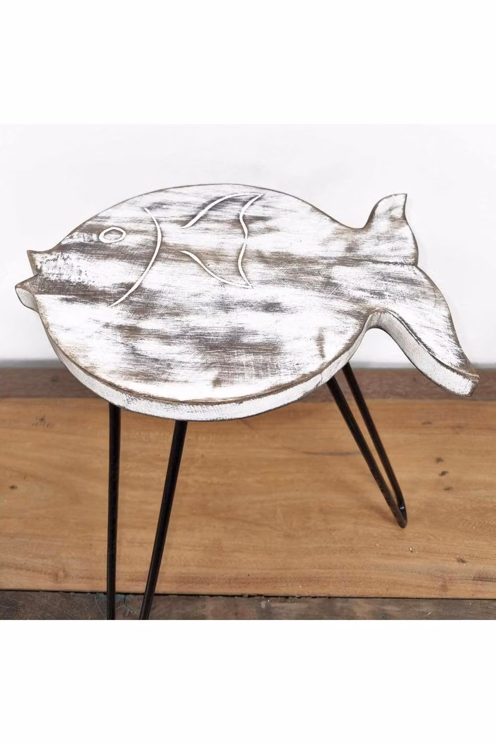 KDMD White Rustic Albasia Wood Fish Stand – 2
