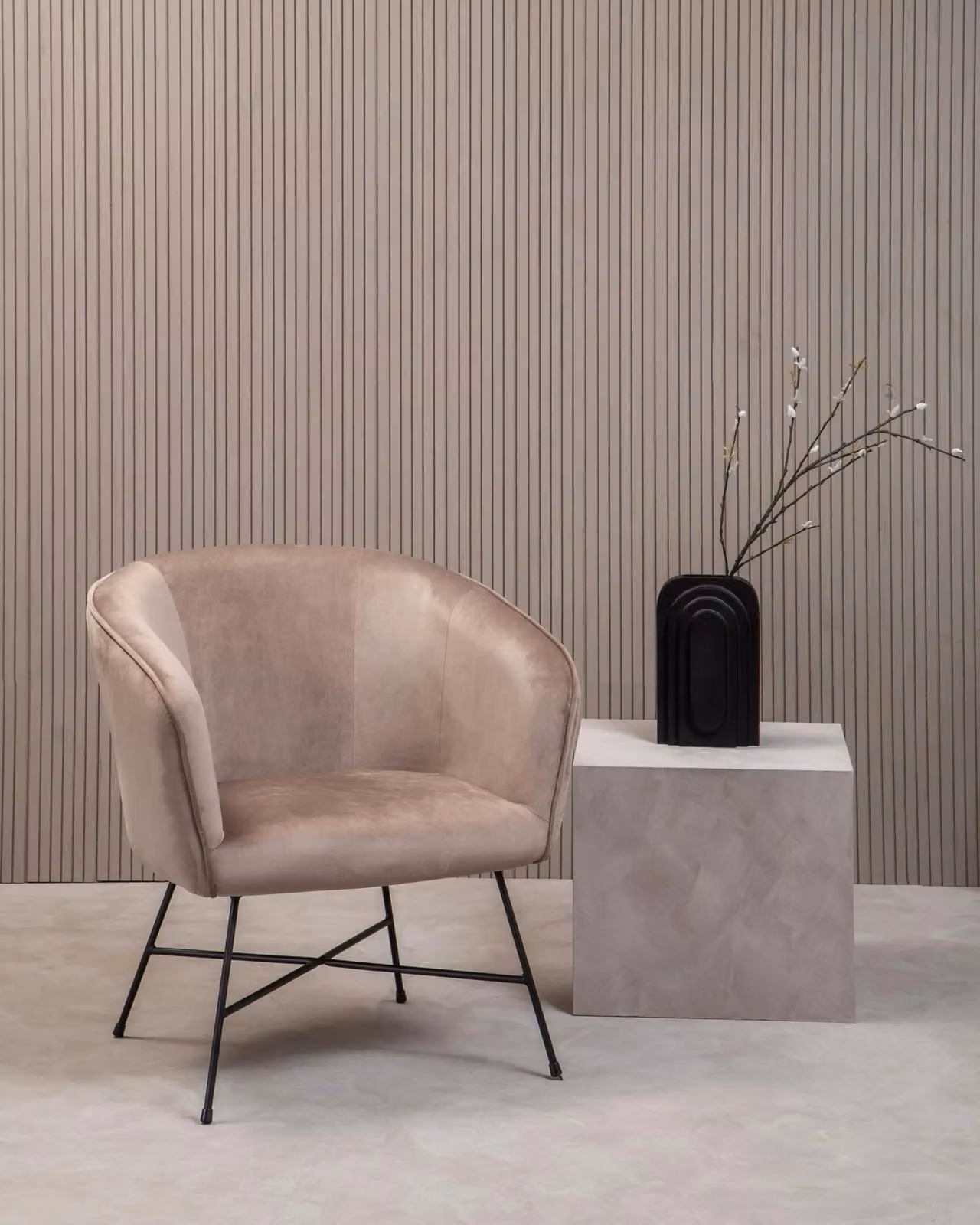 Orsina Stockholm Velvet Curved Accent Chair in Brown – 2