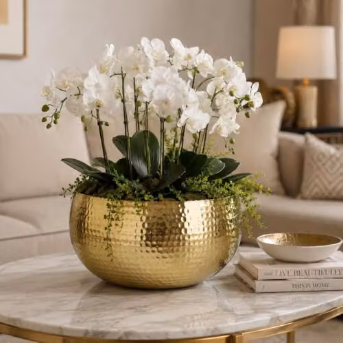 Leaf XL Metal Hammered Bowl Planter in Gold and Yellow, W/D/H: 32 x 20 x 20 cm – 2