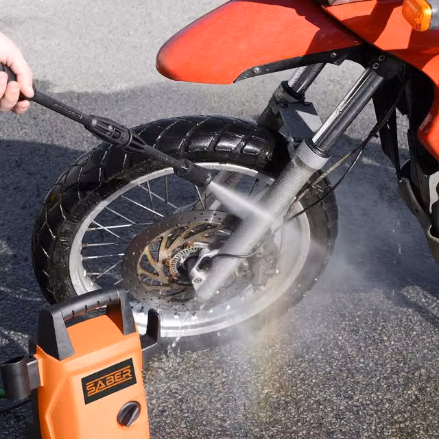 Saber 1400W Pressure Washer in Orange