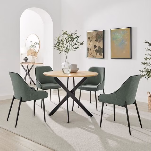 FurnitureboxUK Novara 100cm Oak Veneer Round Dining Table and 4 Green Beaumont Chairs