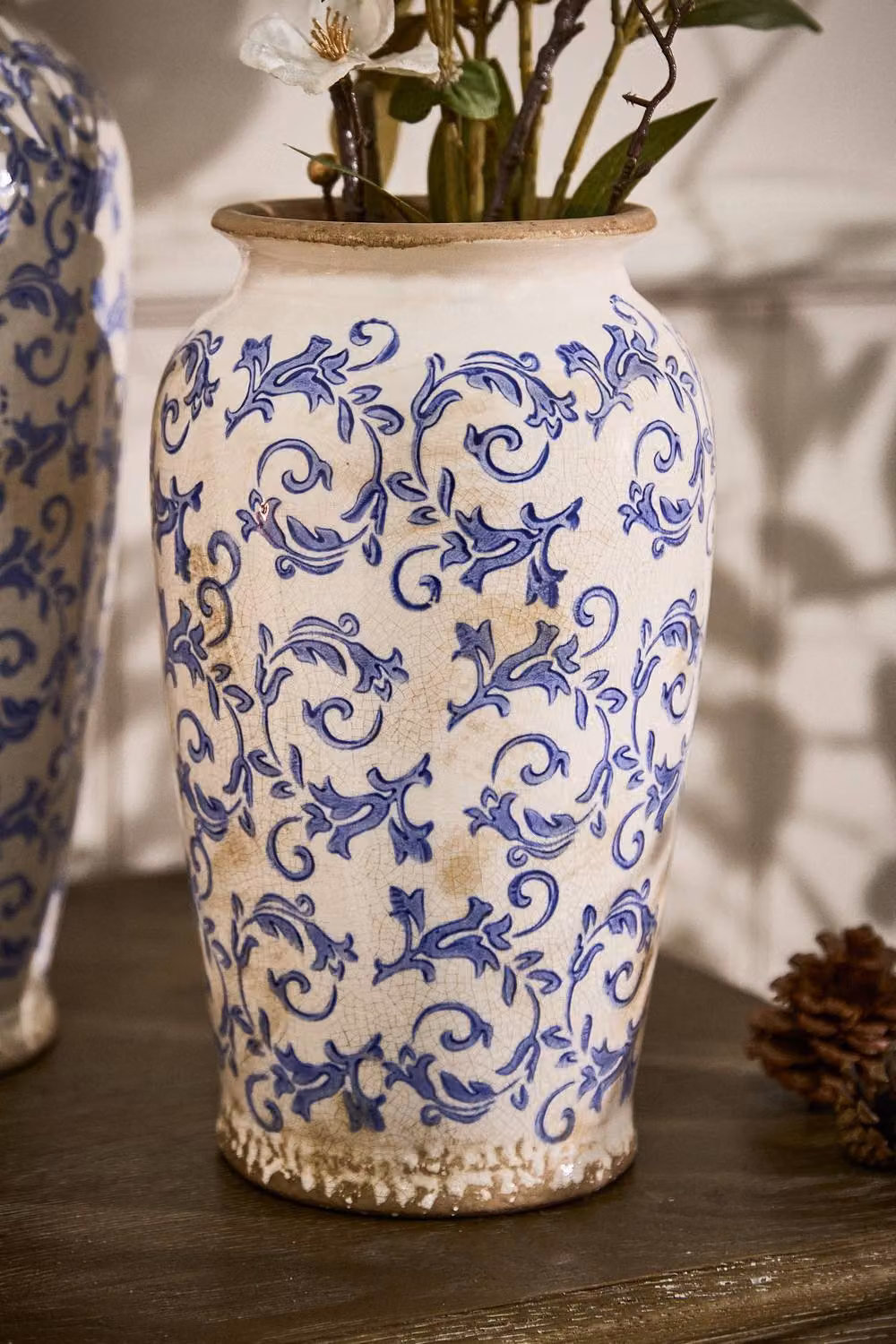 Dibor Vintage Solene Blue Small Botanical Flower Urn Vase in Beige and Blue Ceramic, H: 29.5 cm, Dia: 16.5 cm – 2
