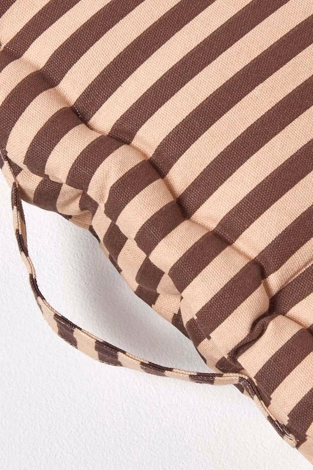 Homescapes Pin Stripe Cotton Floor Cushion in Chocolate and Beige, W/D/H: 50 x 50 x 10 cm – 2