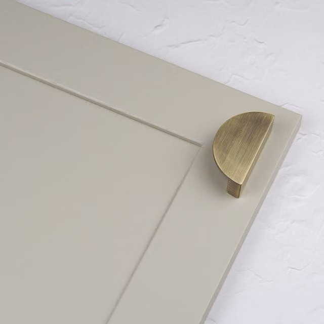 Handle & Home Ribbed Detailing Handles and Coordinating Knobs in Antique Brushed Brass Gold, 40mm and 79mm