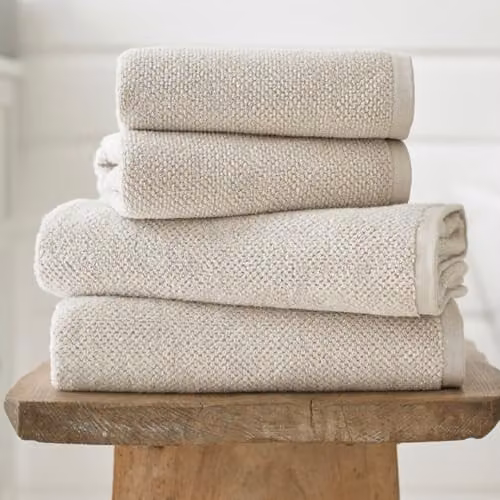 Deyongs Romeo Quick Dry Zero Twist Fast Absorbent Soft Cotton Hand Towel in Beige/Sand