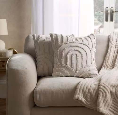 OHS 2 Pack Tufted Arch Decorative Throw Pillows with Removable Covers, Beige, W/D/H: 45 x 45 x 45 cm – 2