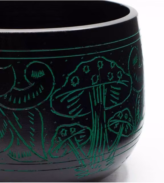 KDMD Green Magic Mushroom Cauldron Singing Bowl in Black, 15 cm Diameter – 1