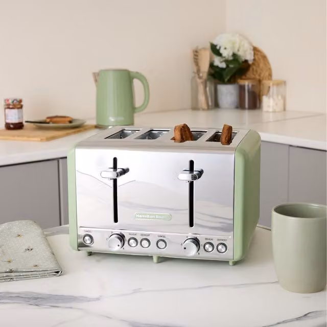 Hamilton Beach Harmony 4 Slice Toaster in Matcha Green