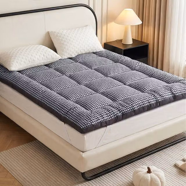 Livingandhome Quilted Mattress Topper - Grey - Double 190cm
