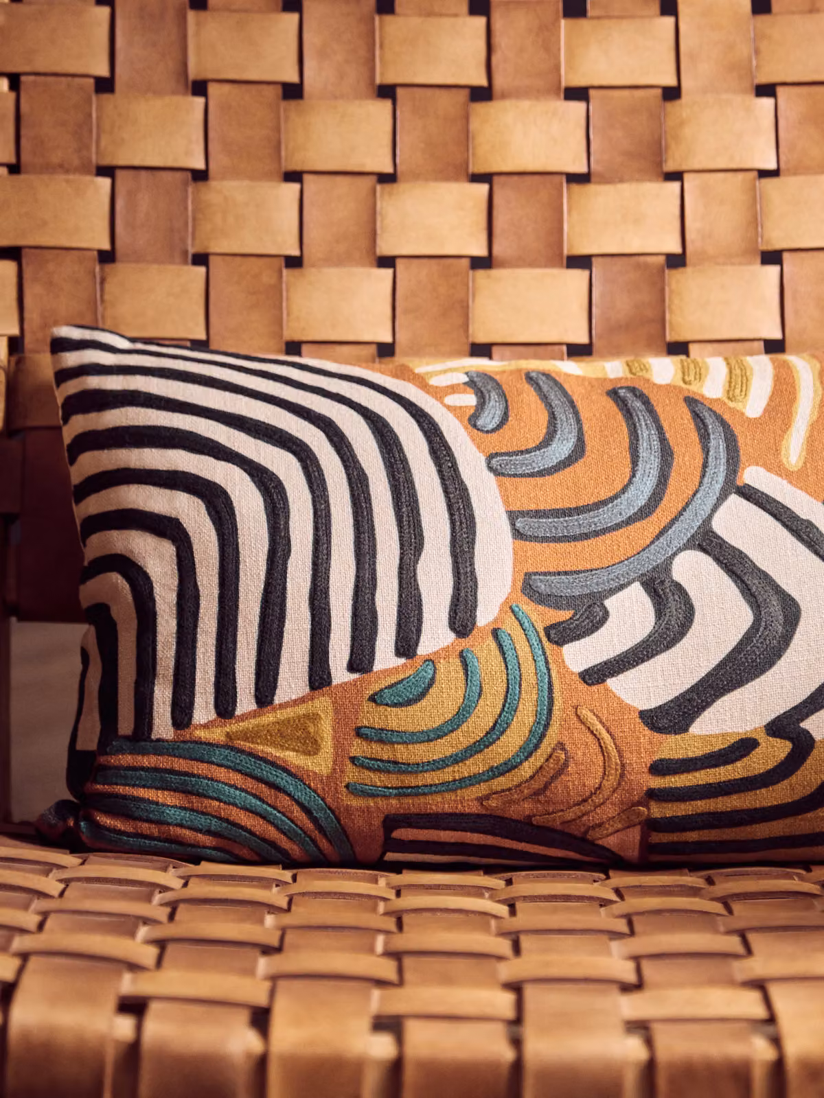 Orsina Bosie Ozella Multicolour Rectangular Boho Graphic Cushion – 3
