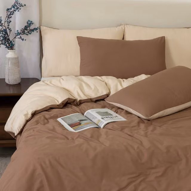 MHG Living Reversible Brown Super King Duvet Cover Set in 100% Cotton Percale with Button Closure