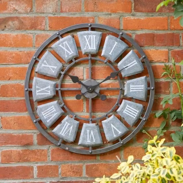 Marco Paul Lincoln Modern Round Outdoor Wall Clock in Beige and Grey, Diameter: 60.96 cm