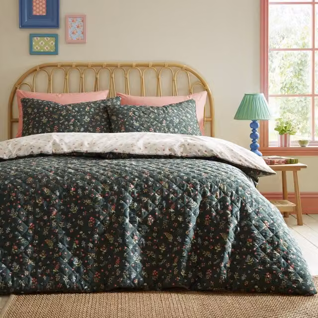 Fusion Nelly Green Floral Print Duvet Cover Set with 2 Pillowcases, W: 230 cm, H: 220 cm