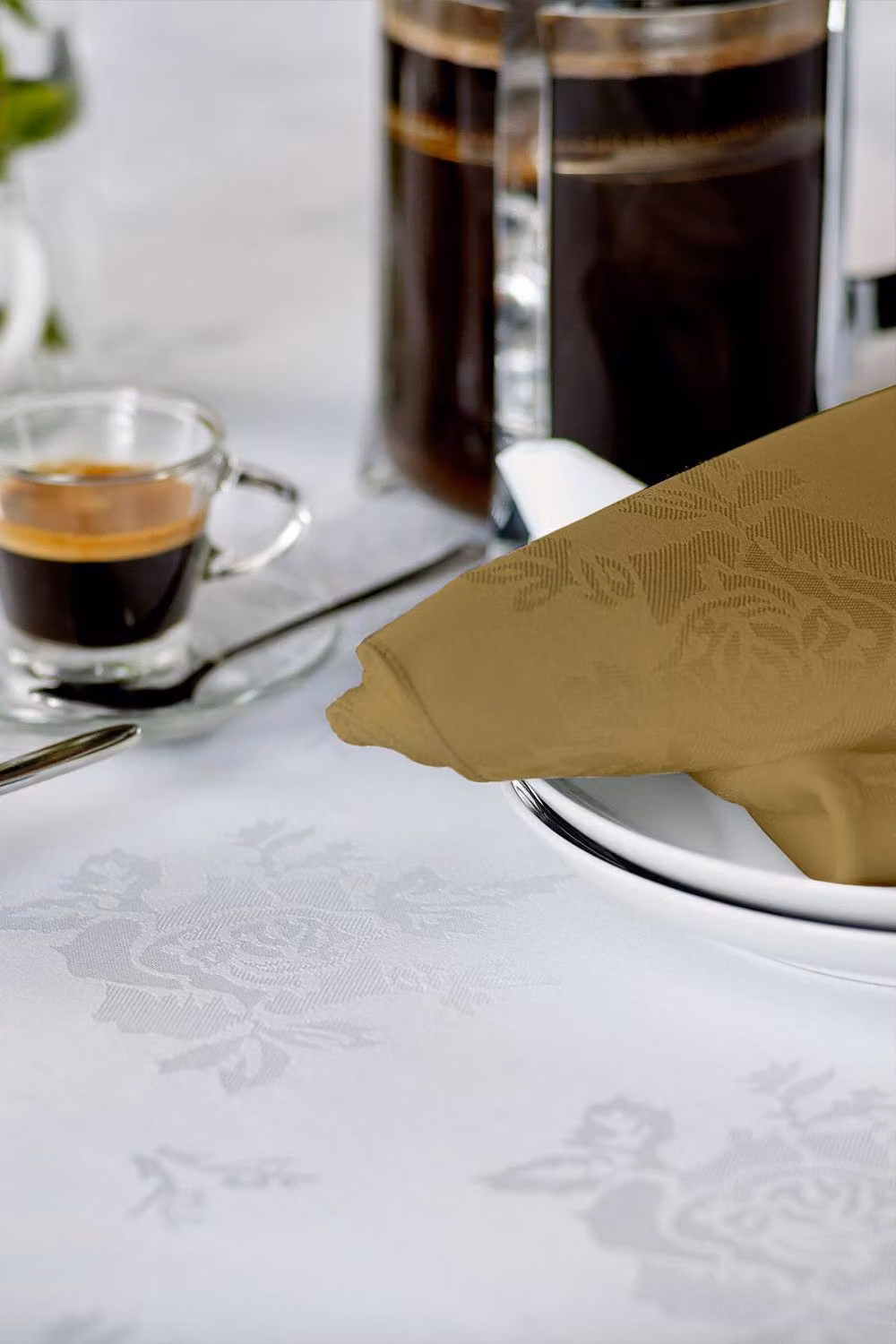 Vision Linens Square Polyester Rose Design Tablecloth in Sandalwood W/D/H: 114 x 114 x 114 cm – 2