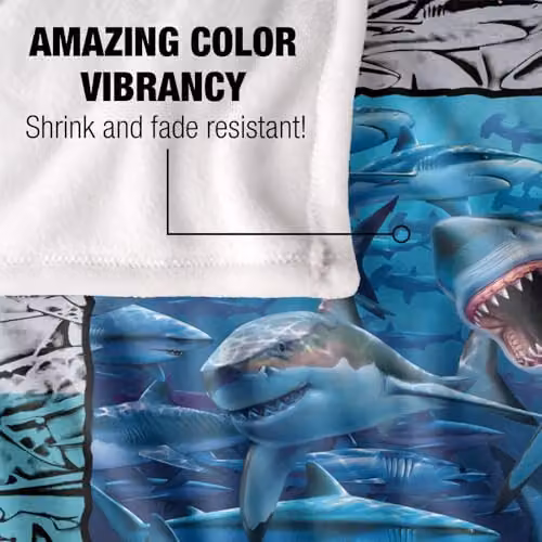 JQ Licensing Royce Mcclure Great White Shark Frame Silky Touch Super Soft Throw Blanket, White, W: 152 cm, D: 127 cm – 3