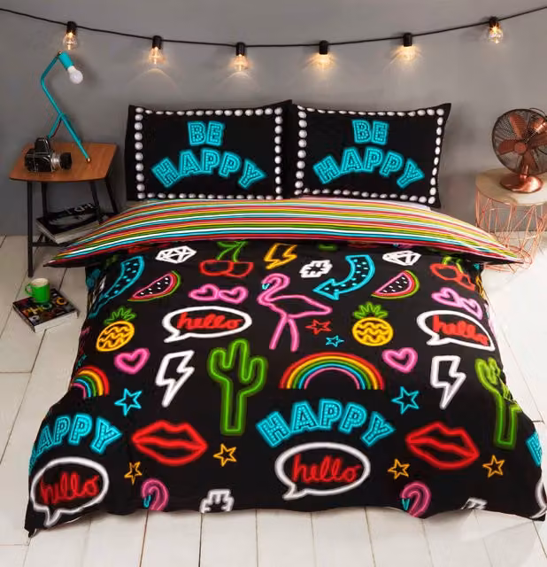 Rapport Home Be Happy Neon Reversible Polycotton Duvet Cover and Pillowcase Set in Black, W: 180 cm, H: 200 cm – 1