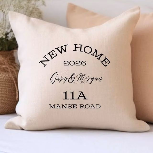 Aye Do Gifts Personalised New Home Linen Cushion in Cream, W/D/H: 40 x 40 x 40 cm