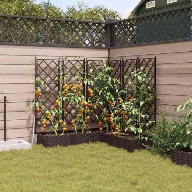 Berkfield Home Durable Garden Planter with Trellis, 5 Piece Set, Brown, W/D/H: 120 x 120 x 125.5 cm