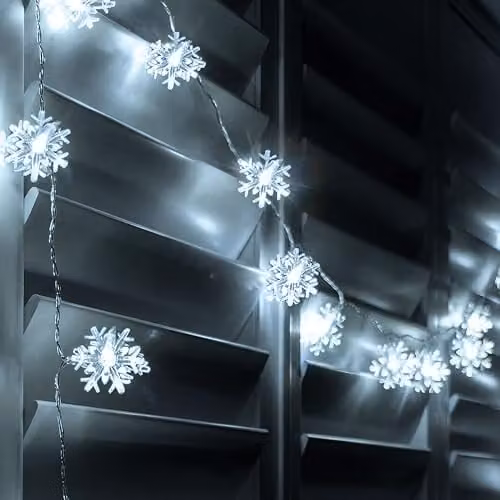 Globrite Warm White Snowflake LED String Lights with 40 LEDs and 2 Modes