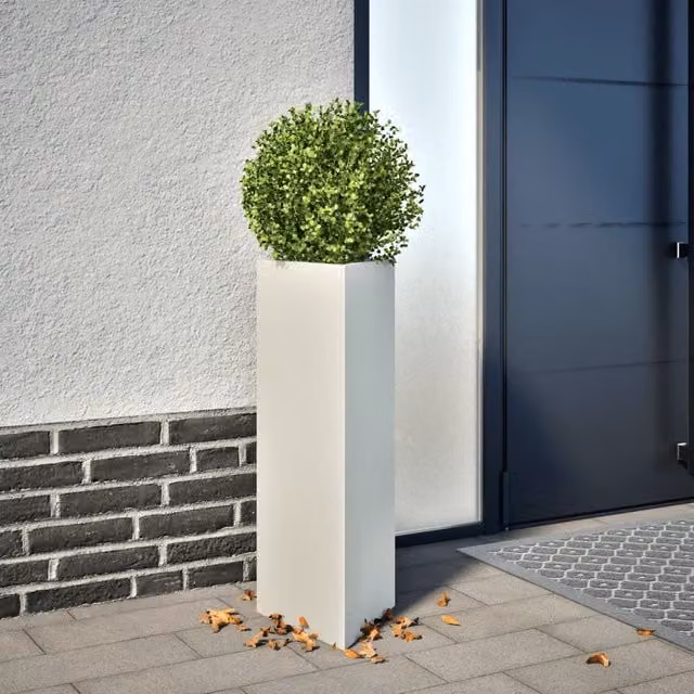 Berkfield Home White Triangular Steel Garden Planter Tub W: 30 cm, D: 26 cm, H: 75 cm