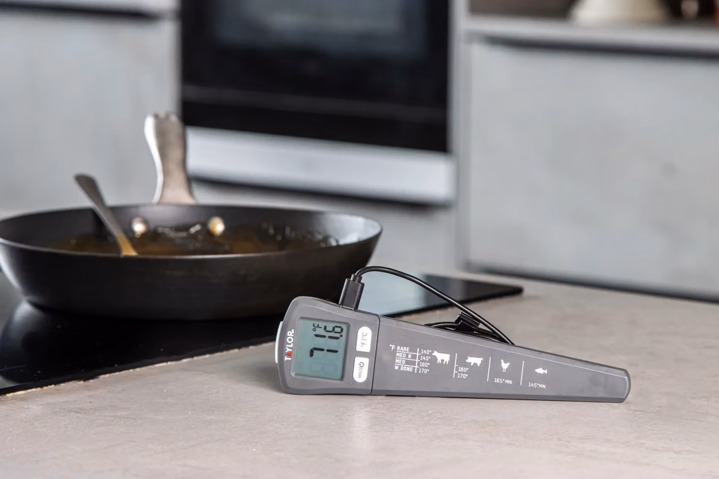 Taylor Pro USB Rechargeable Instant Read Digital Meat Thermometer in Black or Grey, W/D/H: 20.5 x 2.5 x 5.7 cm – 10