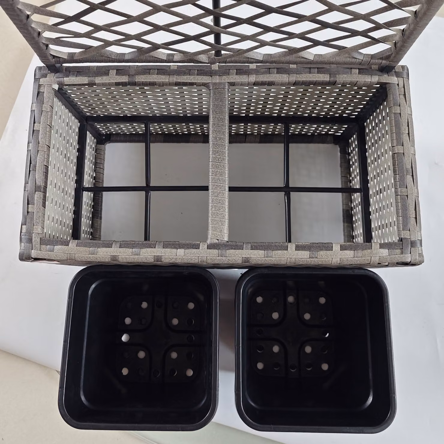 Outsunny Mixed Grey PE Rattan Garden Planter with Trellis and 2 Plant Boxes, W/D/H: 57 x 30 x 107 cm – 7