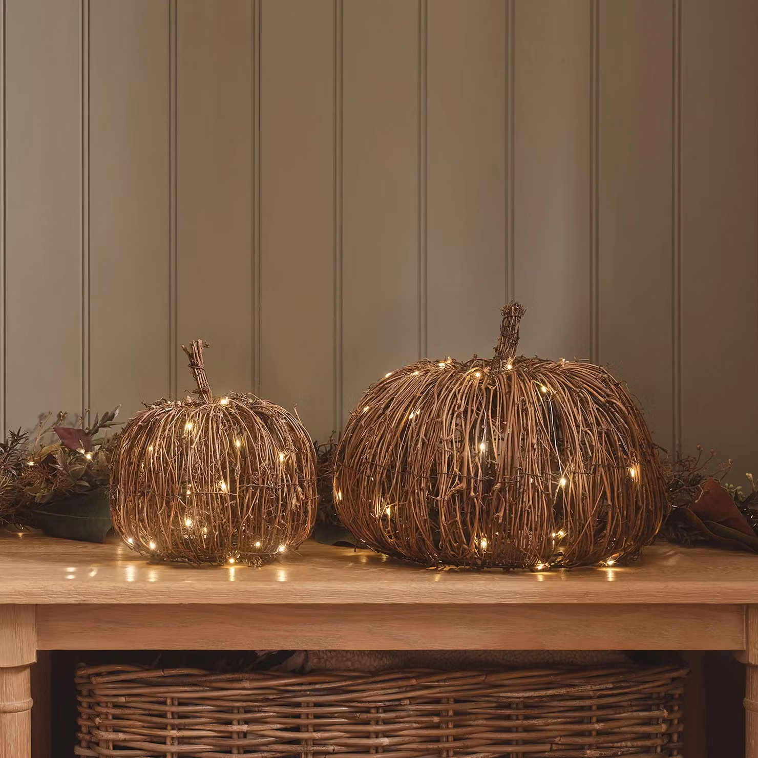 Lights4fun Set of 2 Pre-Lit Rattan Pumpkins in White and Brown for Indoor and Outdoor Decoration – 1