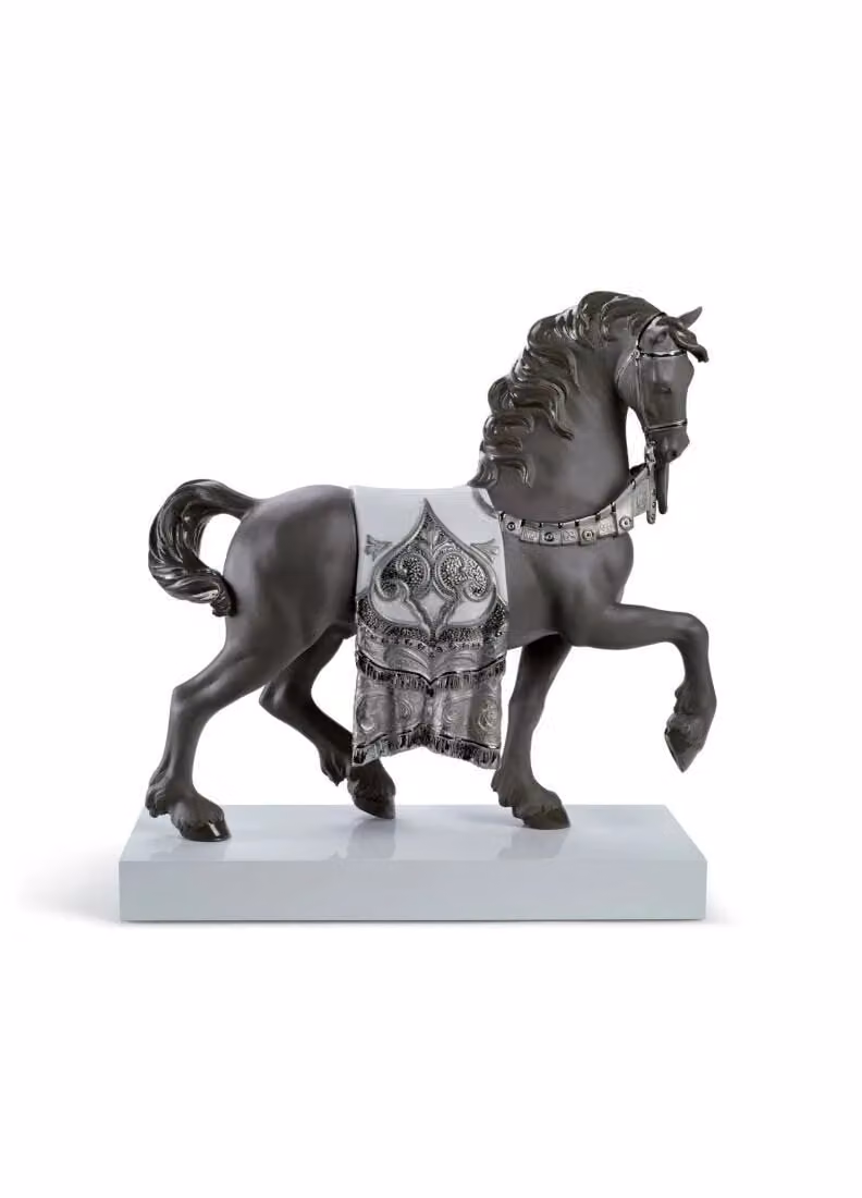 Lladró A Regal Steed Silver Lustre Porcelain Horse Sculpture