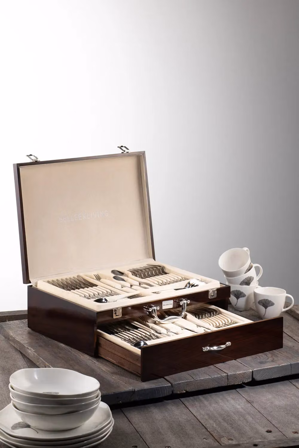 Belleek Living Occasions 72 Piece Polished Stainless Steel Cutlery Set in Silver with Wood Case – 2