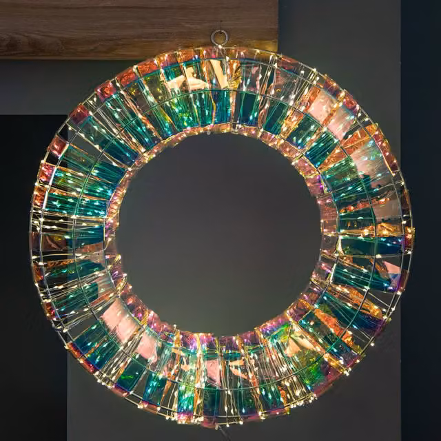Samuel Alexander 45cm Light up Iridescent Dream Christmas Wreath in Silver and Multicolour with 600 Warm White LEDs – 1