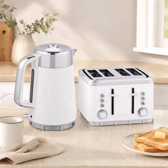 STILVORA Kettle and Toaster Set, White, 1.7 l