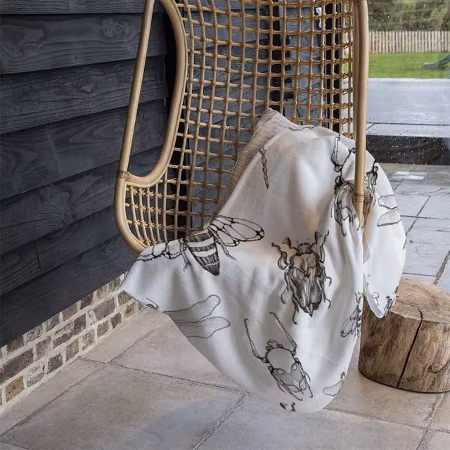 Benjamin Tate Design Sketch Of Scarab Beetle May Bug Bee And Dragonfly Fleece Blanket in Black, Beige and White, W/D/H: 120 x 150 cm