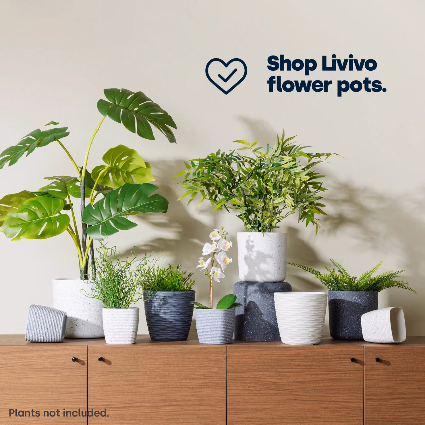 LIVIVO Grey Round Plastic Plant Pot with Sandstone Effect, Diameter: 18 cm – 7